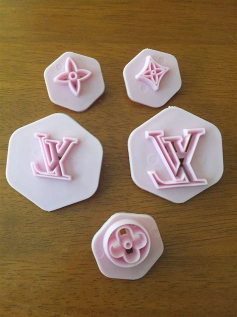 Amazon.com: Louis Vuitton Molds For Fondant